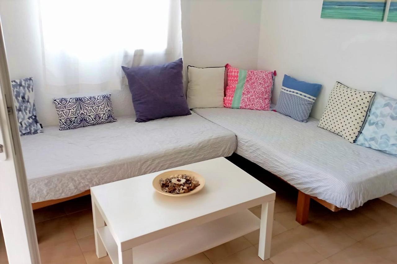 Апартаменти Apartamento S'Ermita Кала-ен-Бош Екстер'єр фото